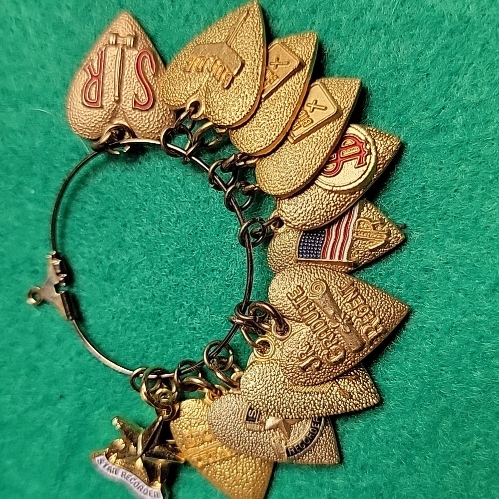 Vintage Loyal Order of the Moose Lodge 12 Gold Tone Heart Charms